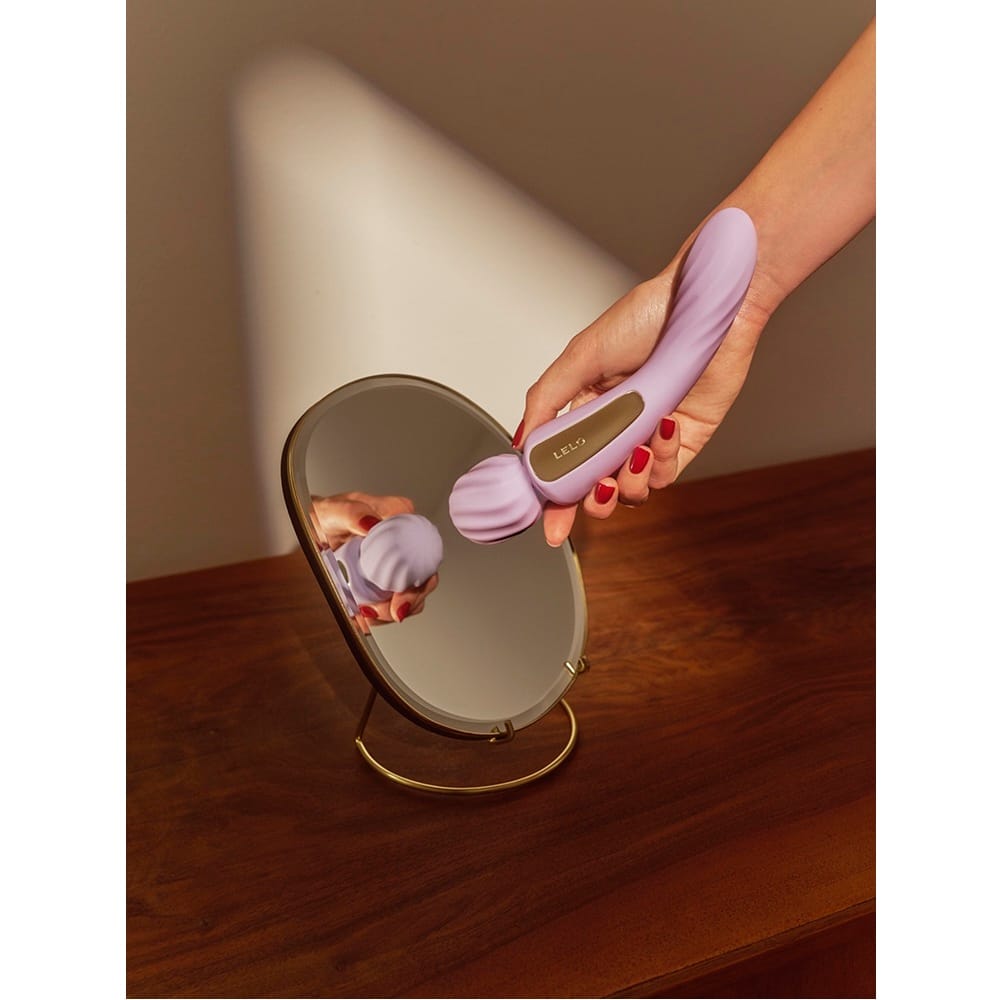 LELO Switch Dual Ended Vibrator Lilac 7 LELO Switch Dual Ended Vibrator Lilac - Image 6