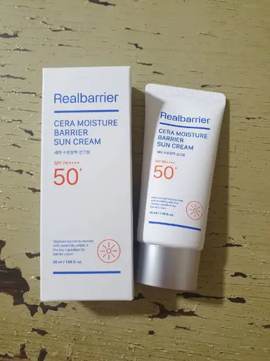 Realbarrier - Cera Moisture Barrier Sun Cream, 50ml 7 Realbarrier - Cera Moisture Barrier Sun Cream, 50ml - Image 6