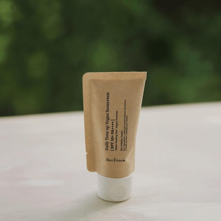 Herbloom - Daily Tone Up Vegan Sunscreen SPF 50+ PA++++, 50ml 7 Herbloom - Daily Tone Up Vegan Sunscreen SPF 50+ PA++++, 50ml - Image 6