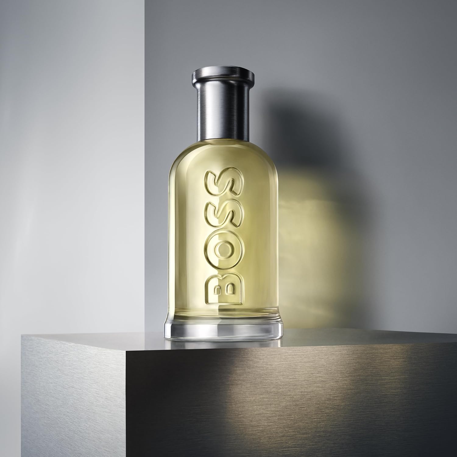 Hugo Boss Bottled EDT For Men 100ml 4 Hugo Boss Bottled EDT For Men 100ml - Image 3