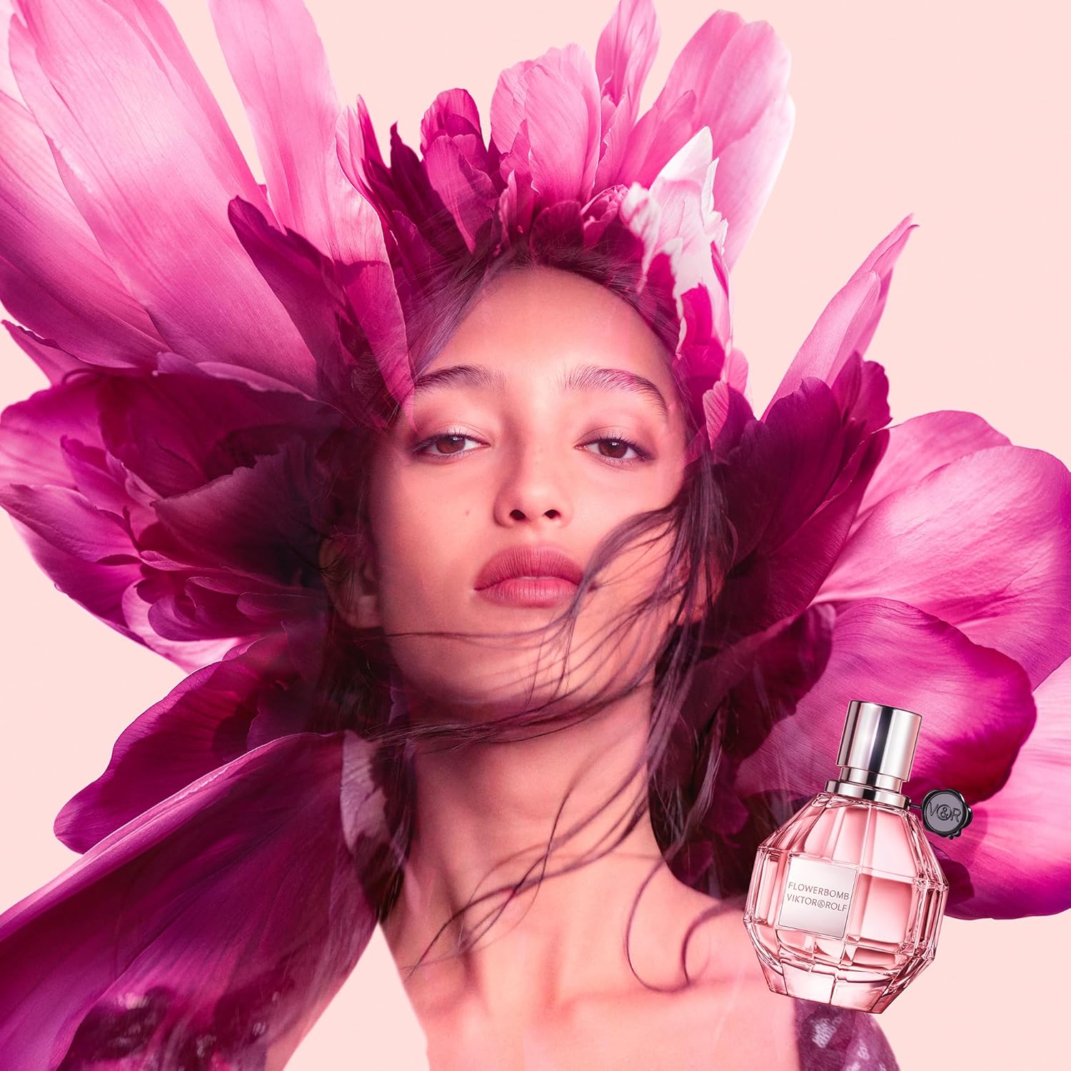 Viktor & Rolf Flowerbomb EDP 30ml 4 Viktor & Rolf Flowerbomb EDP 30ml - Image 3